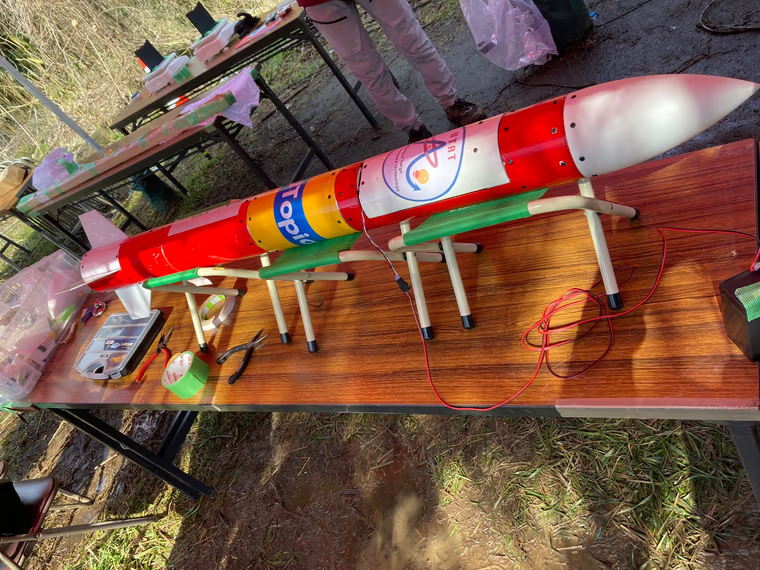 ロケット機体の内部